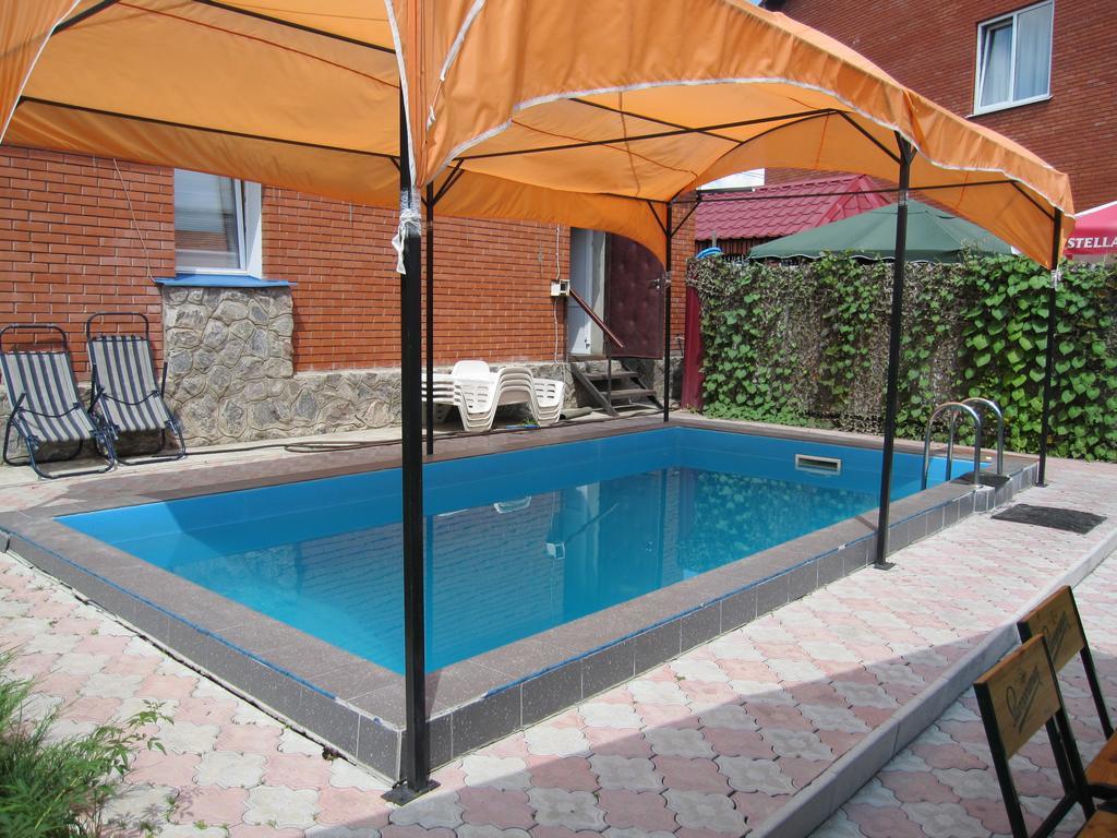 Jaguar Hotel Complex Kharkiv Extérieur photo