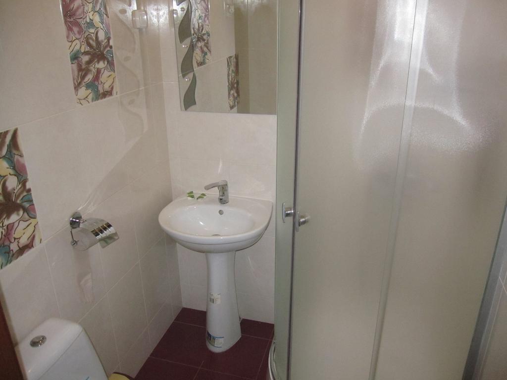 Jaguar Hotel Complex Kharkiv Chambre photo